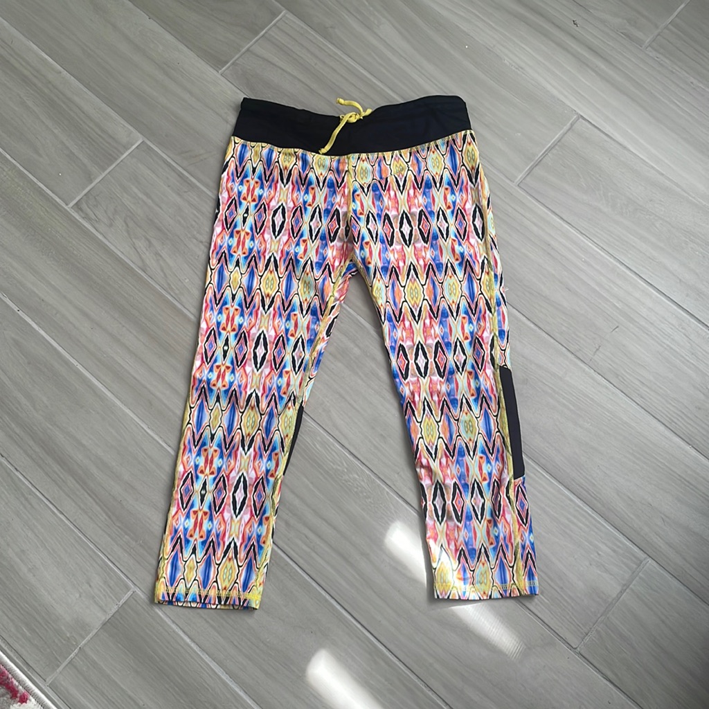 Patterned Drawstring Workout Leggings